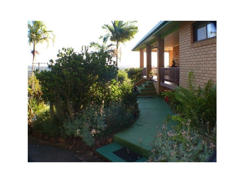 99 Sunshine Road, Wolvi QLD 4570