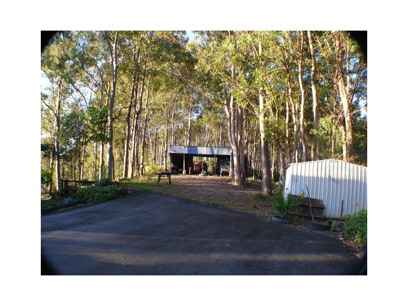 99 Sunshine Road, Wolvi QLD 4570