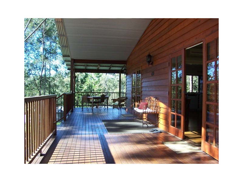 6 Minya Rd, The Palms QLD 4570