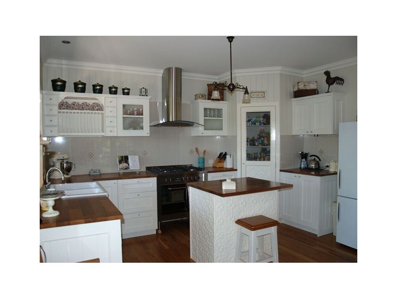 6 Minya Rd, The Palms QLD 4570