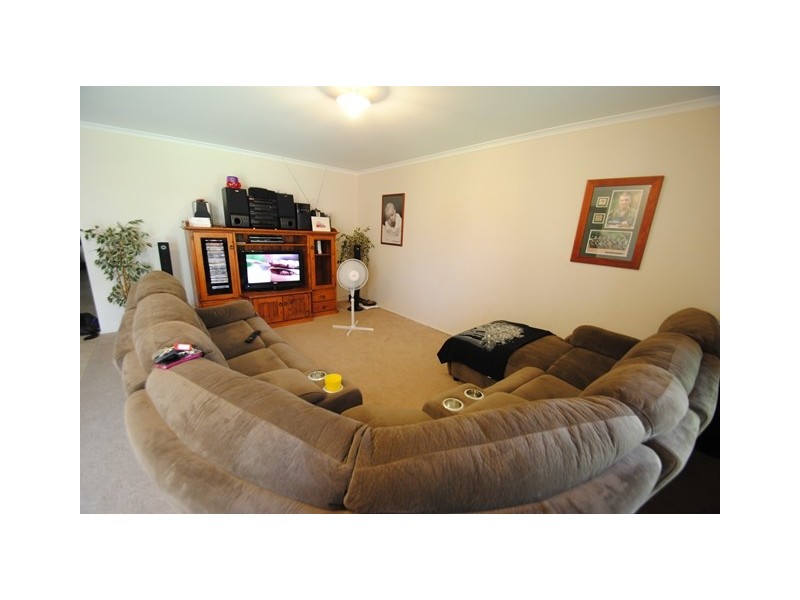 18 Fairway Drive, Gympie QLD 4570