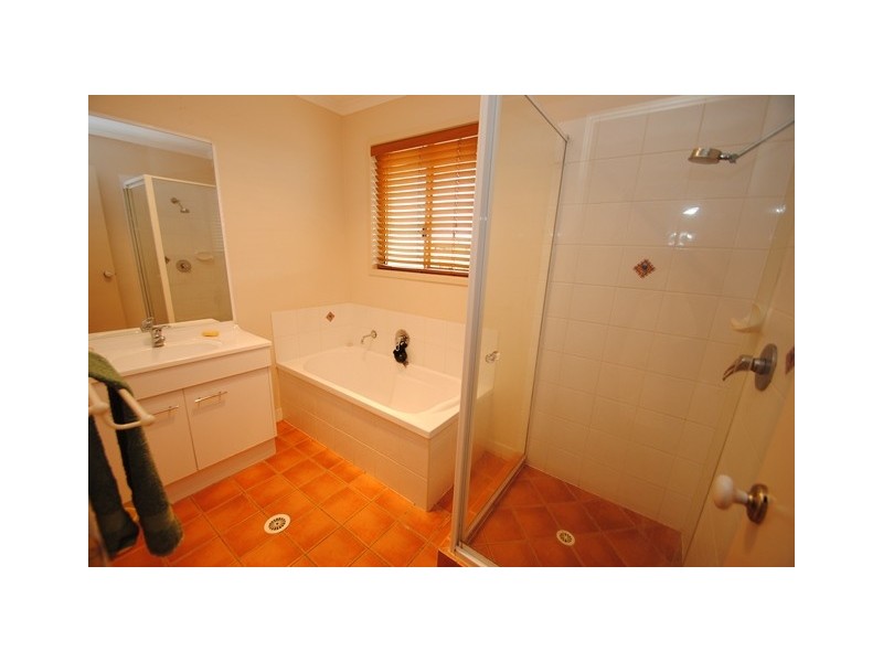 18 Fairway Drive, Gympie QLD 4570