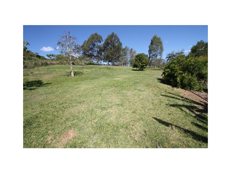 210 Allen Road, Chatsworth QLD 4570