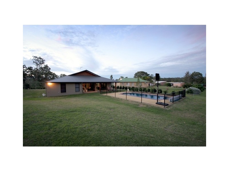 56 Fraser Road, Araluen QLD 4570
