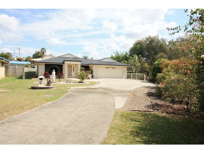9 Castlereagh Court, Southside QLD 4570