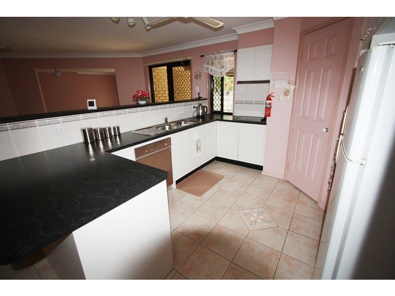 9 Castlereagh Court, Southside QLD 4570