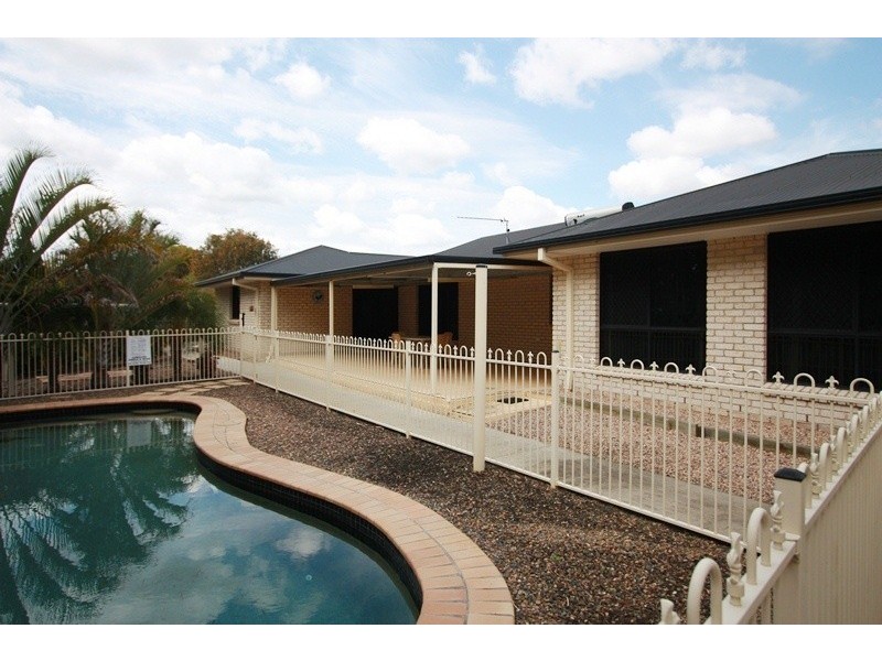 9 Castlereagh Court, Southside QLD 4570