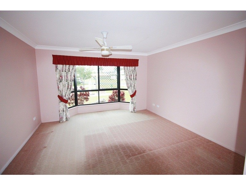 9 Castlereagh Court, Southside QLD 4570