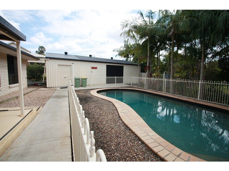 9 Castlereagh Court, Southside QLD 4570