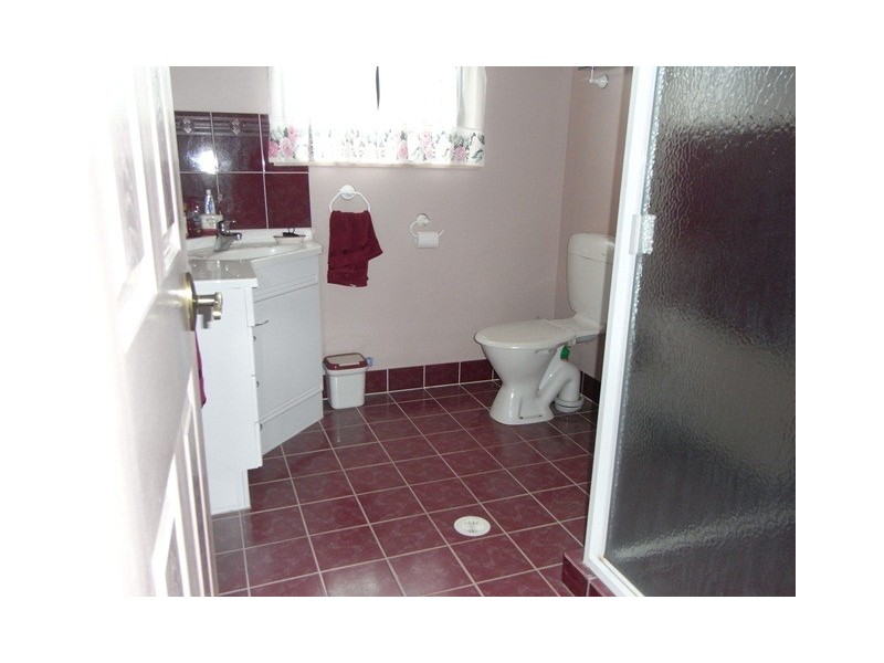 9 Castlereagh Court, Southside QLD 4570