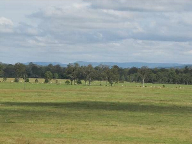 Theebine QLD 4570