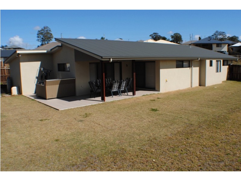 13 Skyline Terrace, Gympie QLD 4570