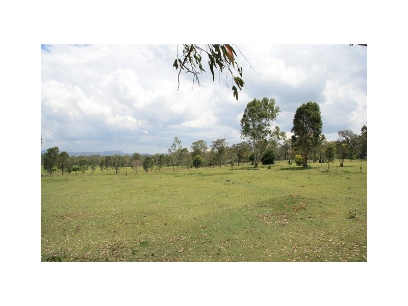 L10  / 9 Little Widgee Road, Widgee QLD 4570