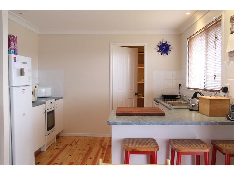 4 Tea Tree Court, The Palms QLD 4570