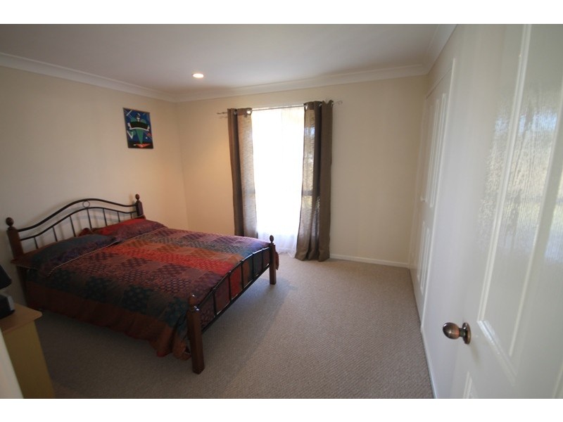 4 Tea Tree Court, The Palms QLD 4570