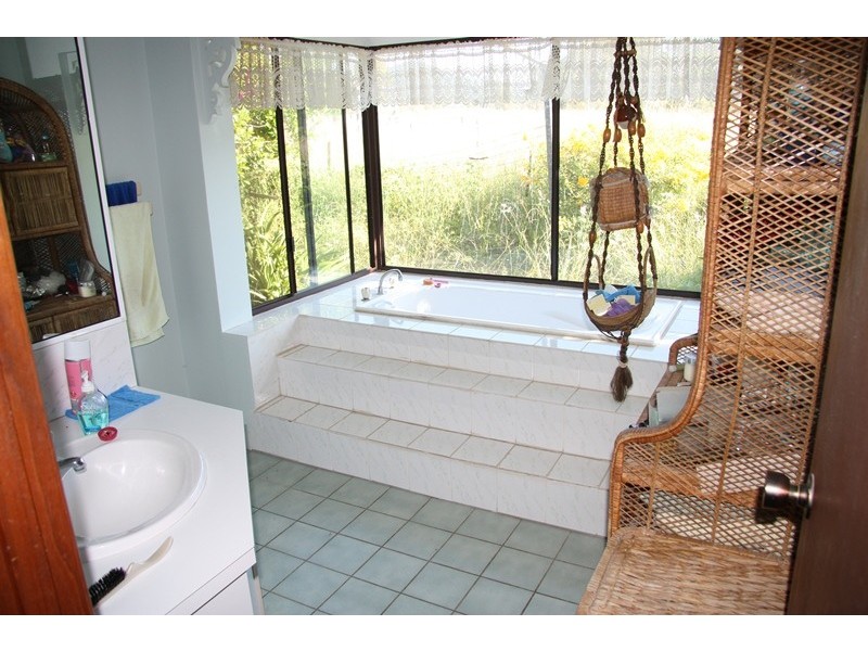 Lower Wonga QLD 4570