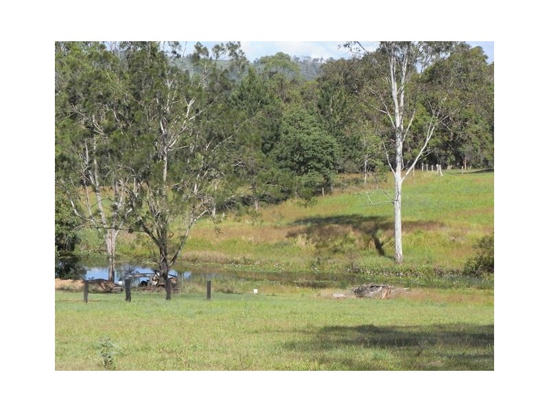 L2 Fraser Rd, Araluen QLD 4570