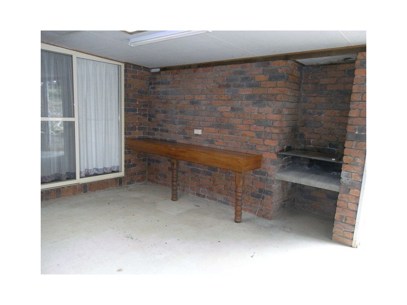 Goomboorian QLD 4570