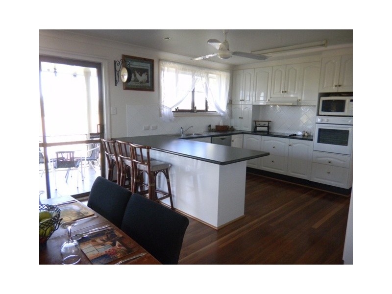 9 Sorensen Road, Southside QLD 4570