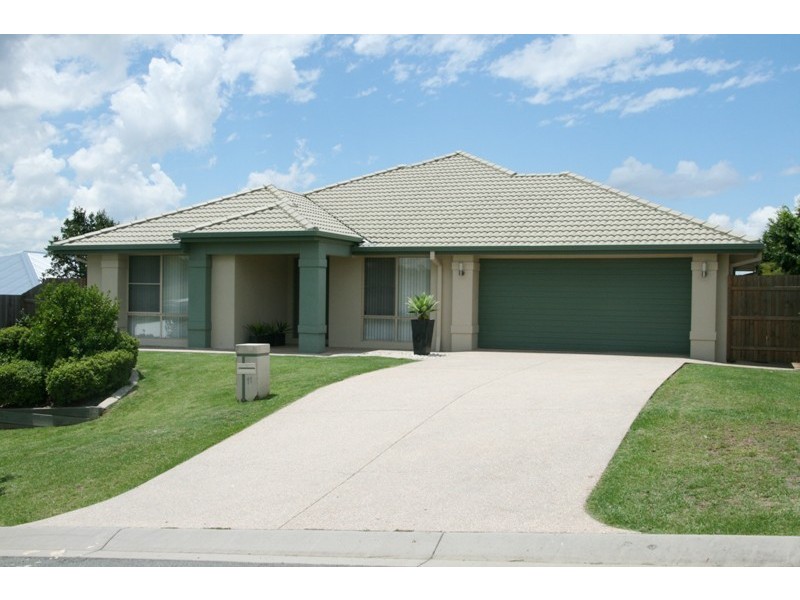 11 Directors Circuit, Jones Hill QLD 4570