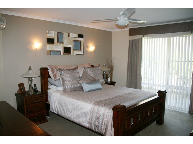 11 Directors Circuit, Jones Hill QLD 4570