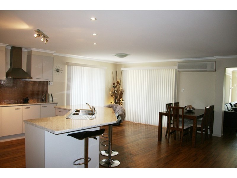 11 Directors Circuit, Jones Hill QLD 4570