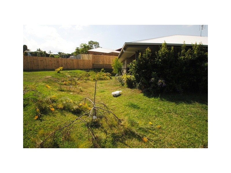 25 Federation Court, Southside QLD 4570