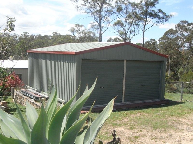 5 Farmborough Court, Southside QLD 4570