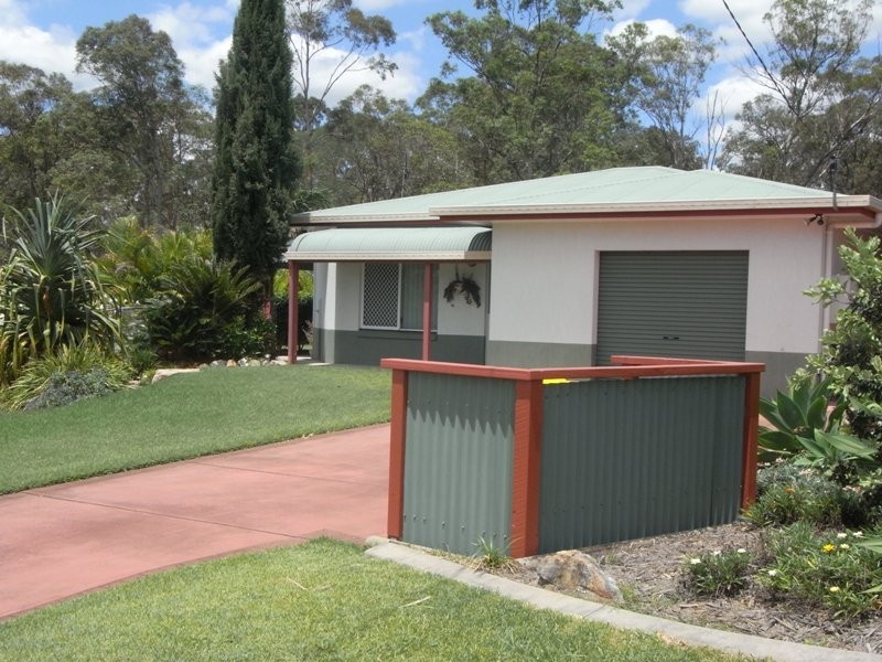 5 Farmborough Court, Southside QLD 4570