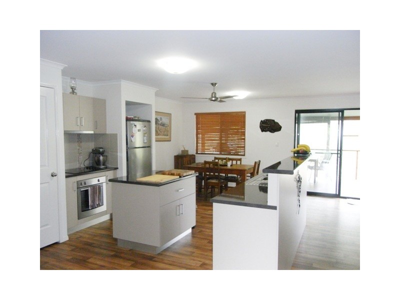 193 Lynne Drive, Curra QLD 4570