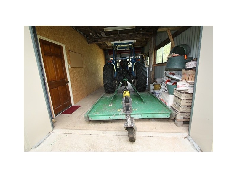 Wolvi QLD 4570
