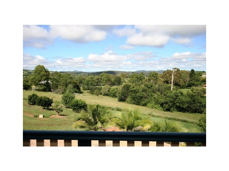 27 Highfield Drive, Chatsworth QLD 4570