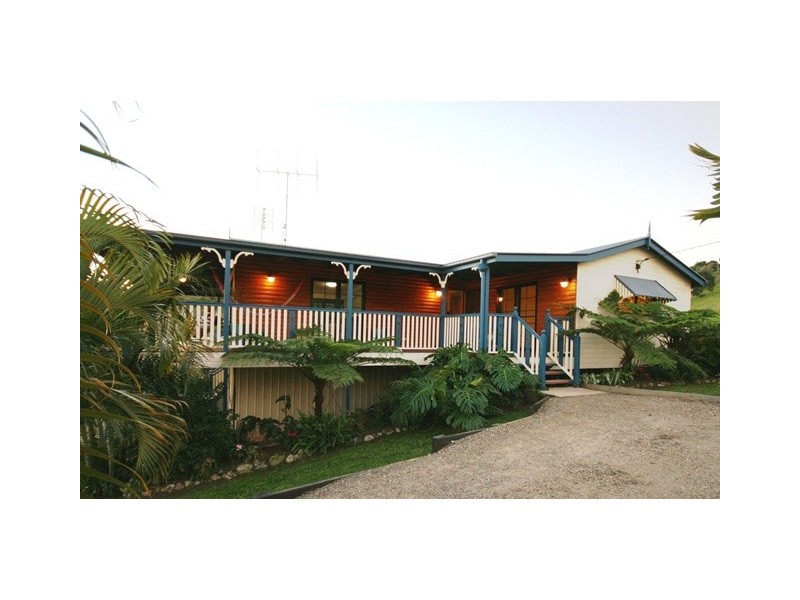 27 Highfield Drive, Chatsworth QLD 4570