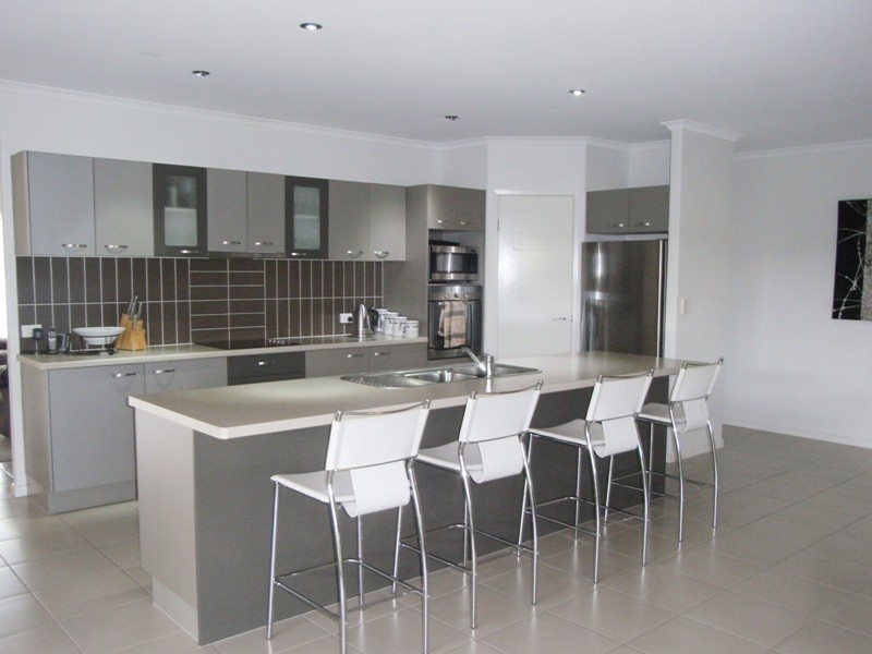 46 Presidential Avenue, Jones Hill QLD 4570