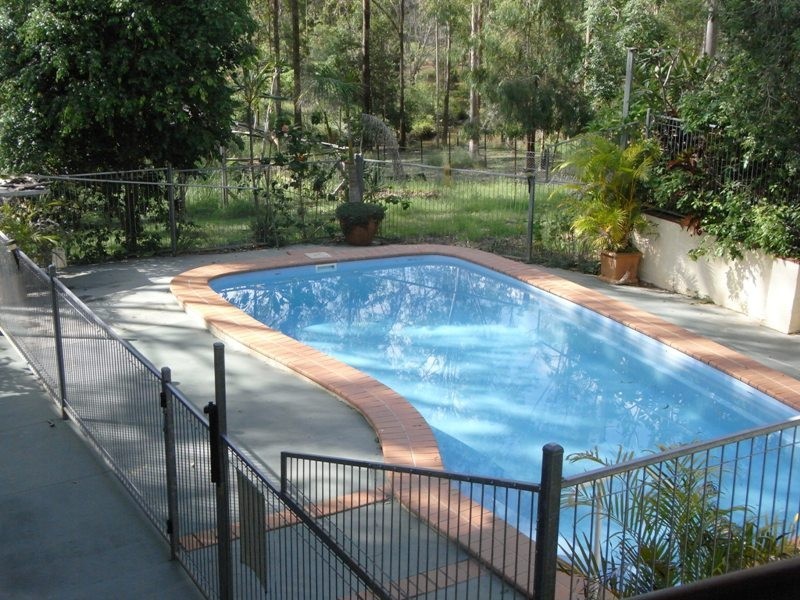 51 Lynne Drive, Curra QLD 4570