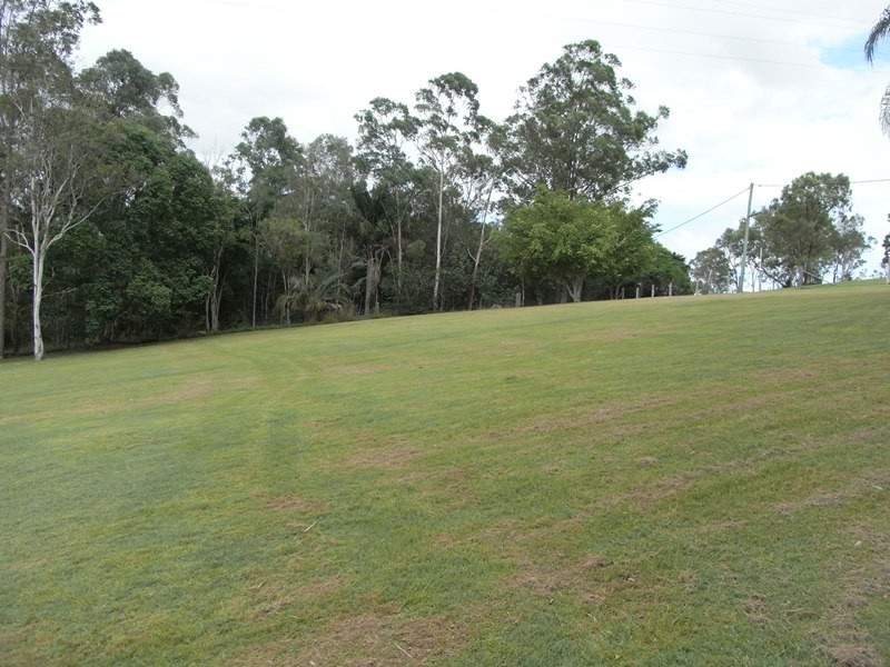 15 Trout Road, The Dawn QLD 4570