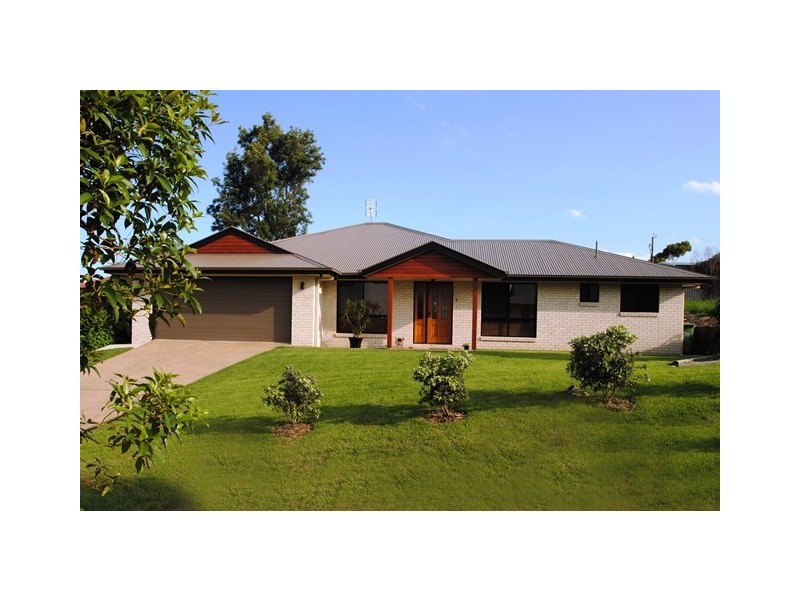 33 St Andrews Cres, Gympie QLD 4570