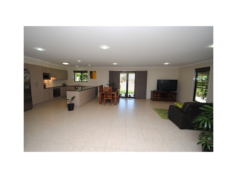 33 St Andrews Cres, Gympie QLD 4570