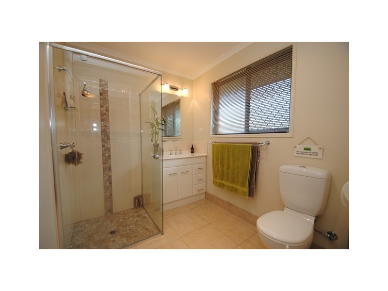 33 St Andrews Cres, Gympie QLD 4570