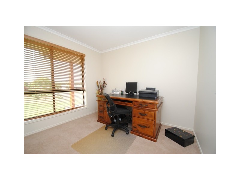 33 St Andrews Cres, Gympie QLD 4570