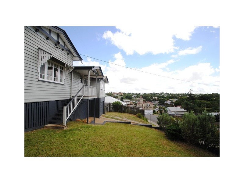 19 Calton Hill, Gympie QLD 4570