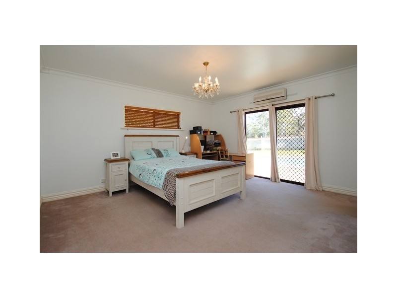 157 Shadbolt road, Mothar Mountain QLD 4570