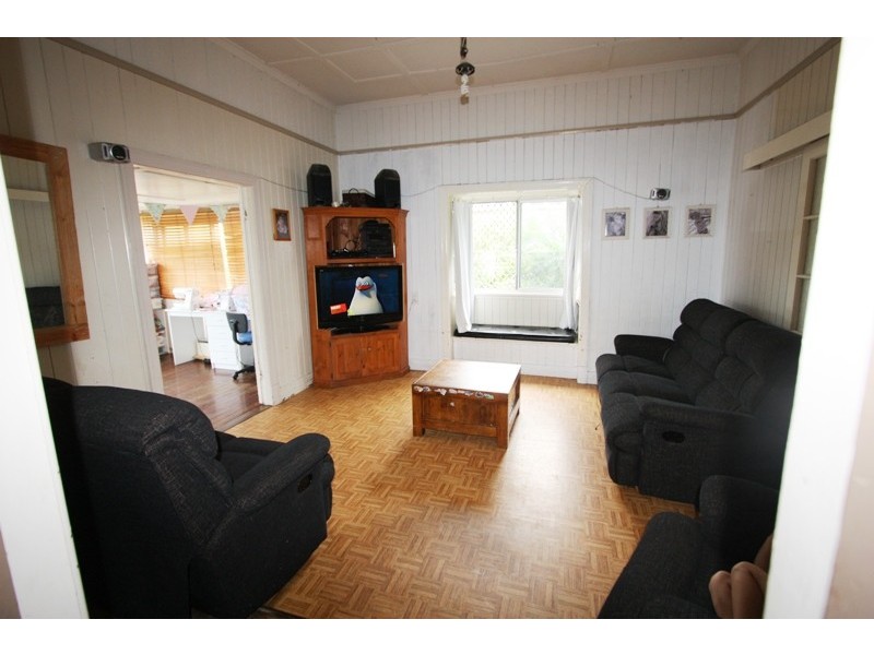 8 Shanks Street, Gympie QLD 4570