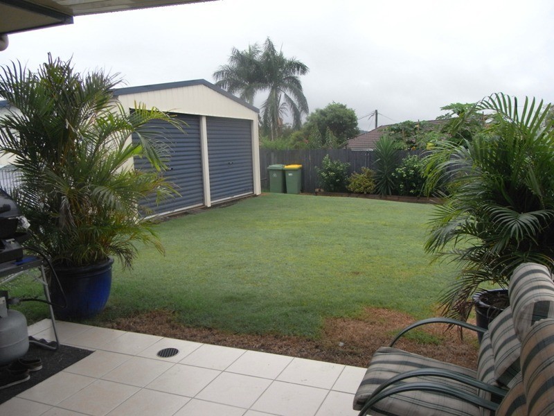 6 Kyleigh Court, Southside QLD 4570