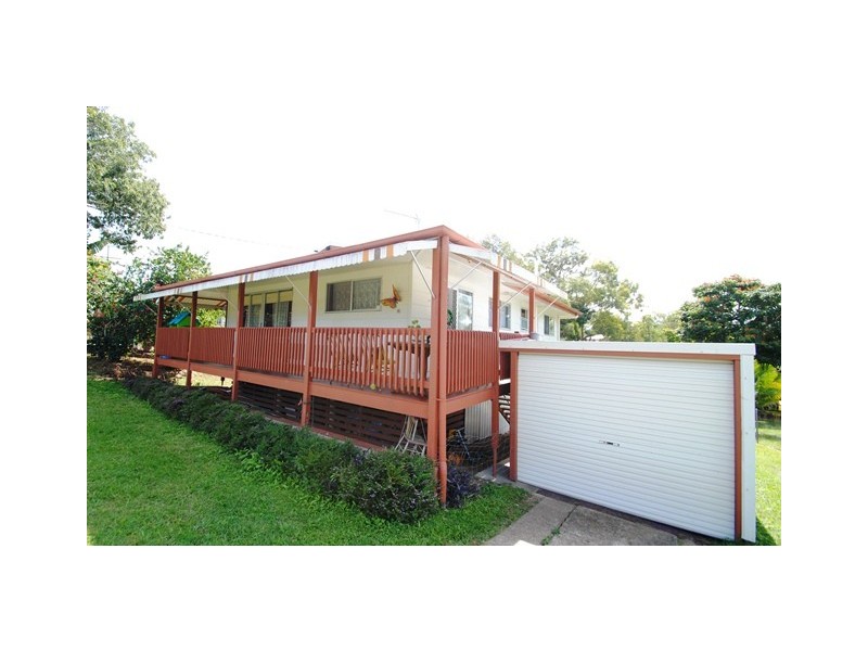 16 Barton Road, Victory Heights QLD 4570