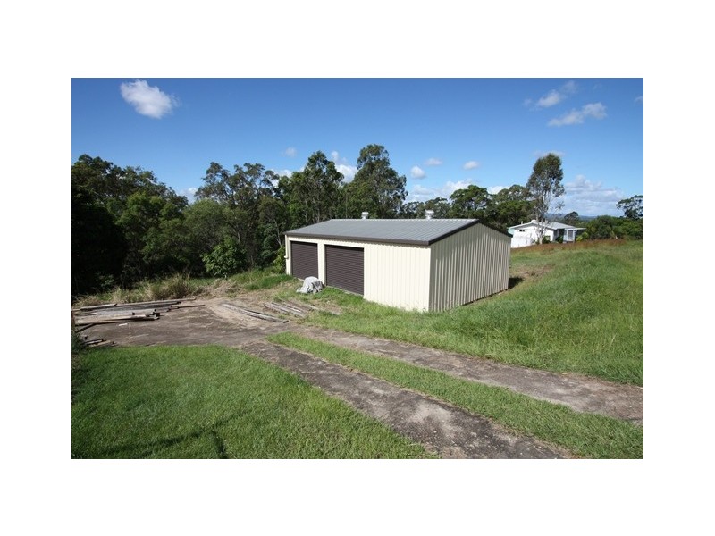 173 McIntosh Creek Road, Jones Hill QLD 4570