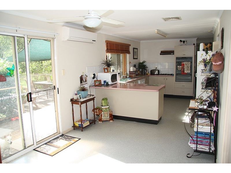 6 Thomas Road, Curra QLD 4570