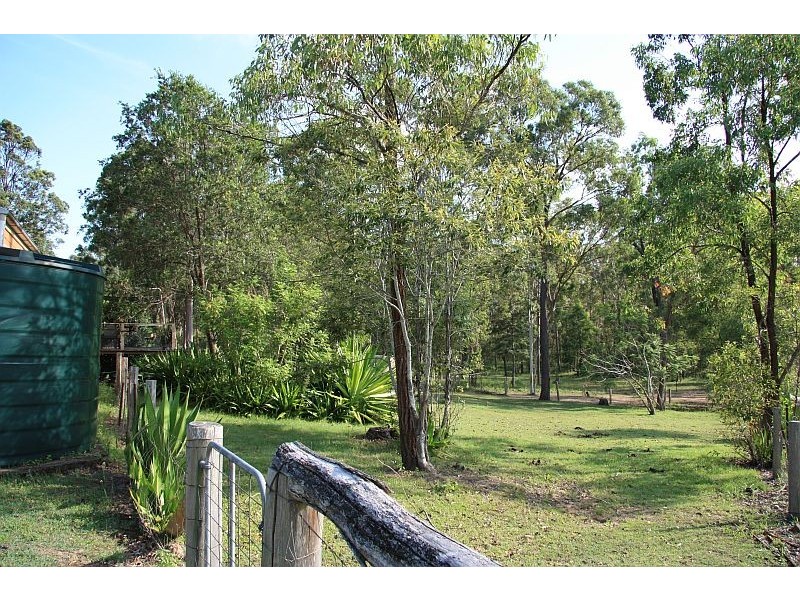 6 Thomas Road, Curra QLD 4570