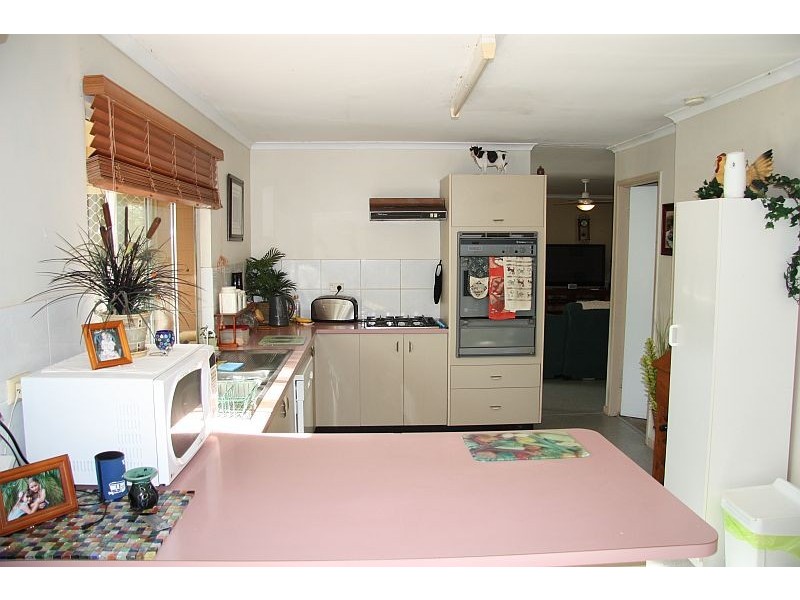 6 Thomas Road, Curra QLD 4570