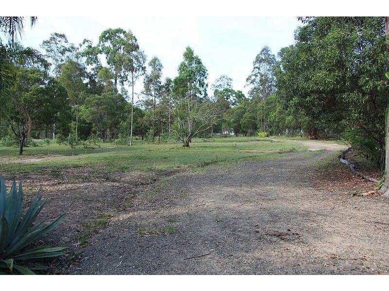 6 Thomas Road, Curra QLD 4570